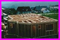 Ein Niedrigenergiehaus Im Holzrahmenbau gefertigt von der Zimmerei Rottenwhrer!